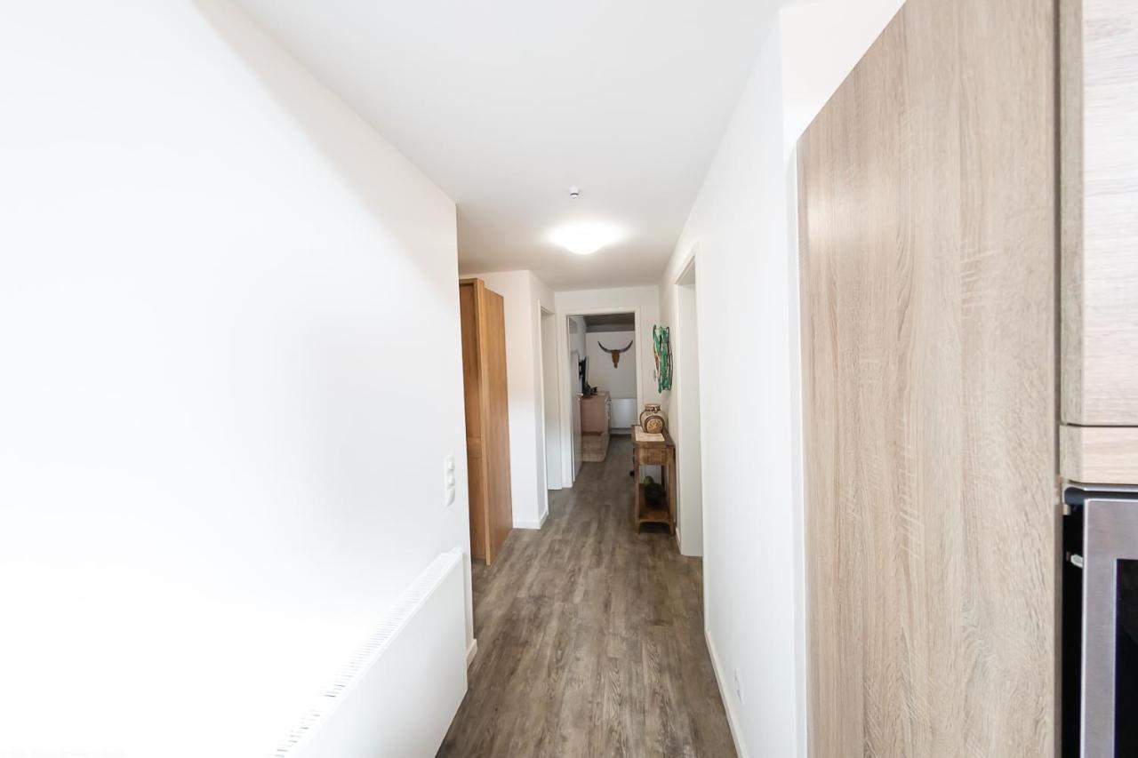 Appartement Vip Deluxe 107Qm Auf Zwei Etagen 1 Dopplezimmer Eg 1 Doppelzimmer Auf Der Galerie Sowie 2 Badezimmer Und Komplette Kueche Mit Mikrowelle Und Backofen Ideal Fuer 1 Bis 6 Gaeste Direkter Blick Auf Garten Und Bergblick Alles Nur Nicht 0815 à Schliersee Extérieur photo